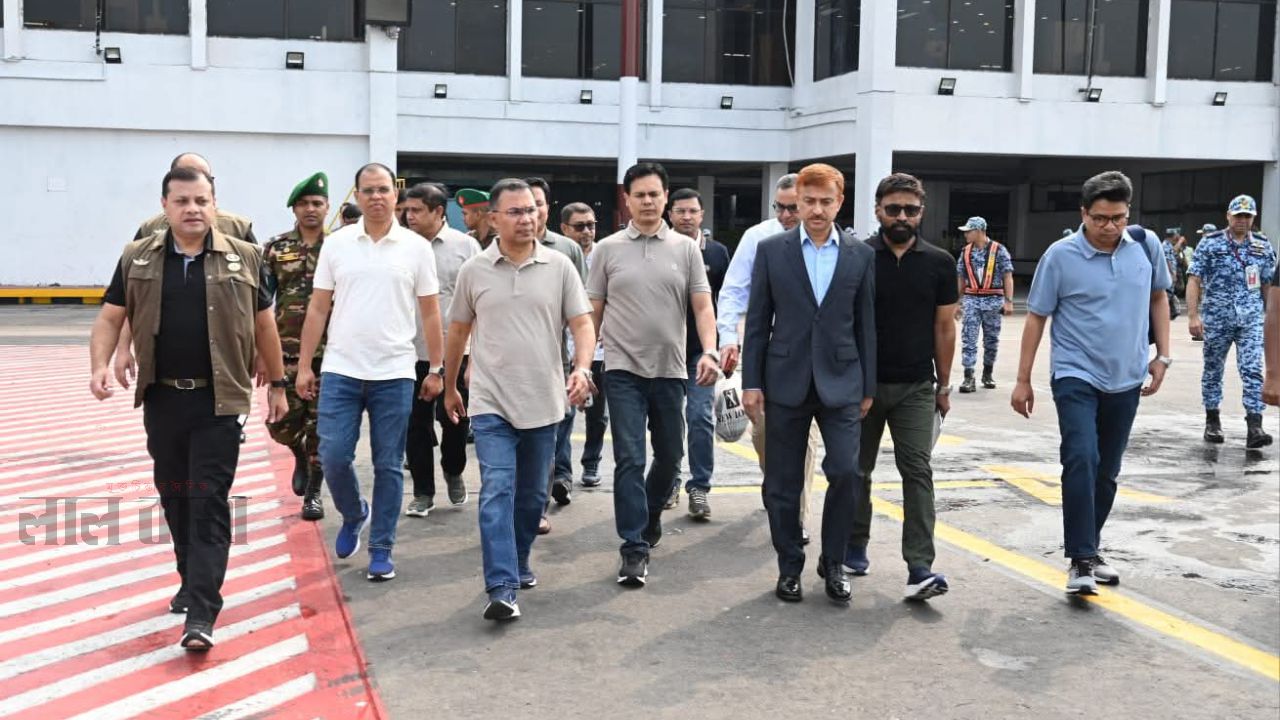 নির্বাচনী প্রতিশ্রুতি বাস্তবায়নের অদম্য অঙ্গীকার নিয়ে যশোরের পথে  প্রধানমন্ত্রী তারেক রহমান।
