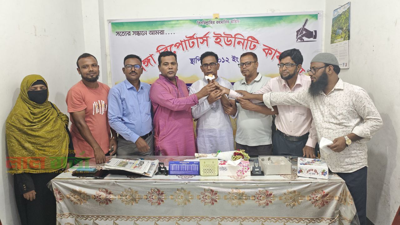 সলঙ্গা ইউনিয়নের প্যানেল চেয়ারম্যান মন্টুকে সংবর্ধনা  