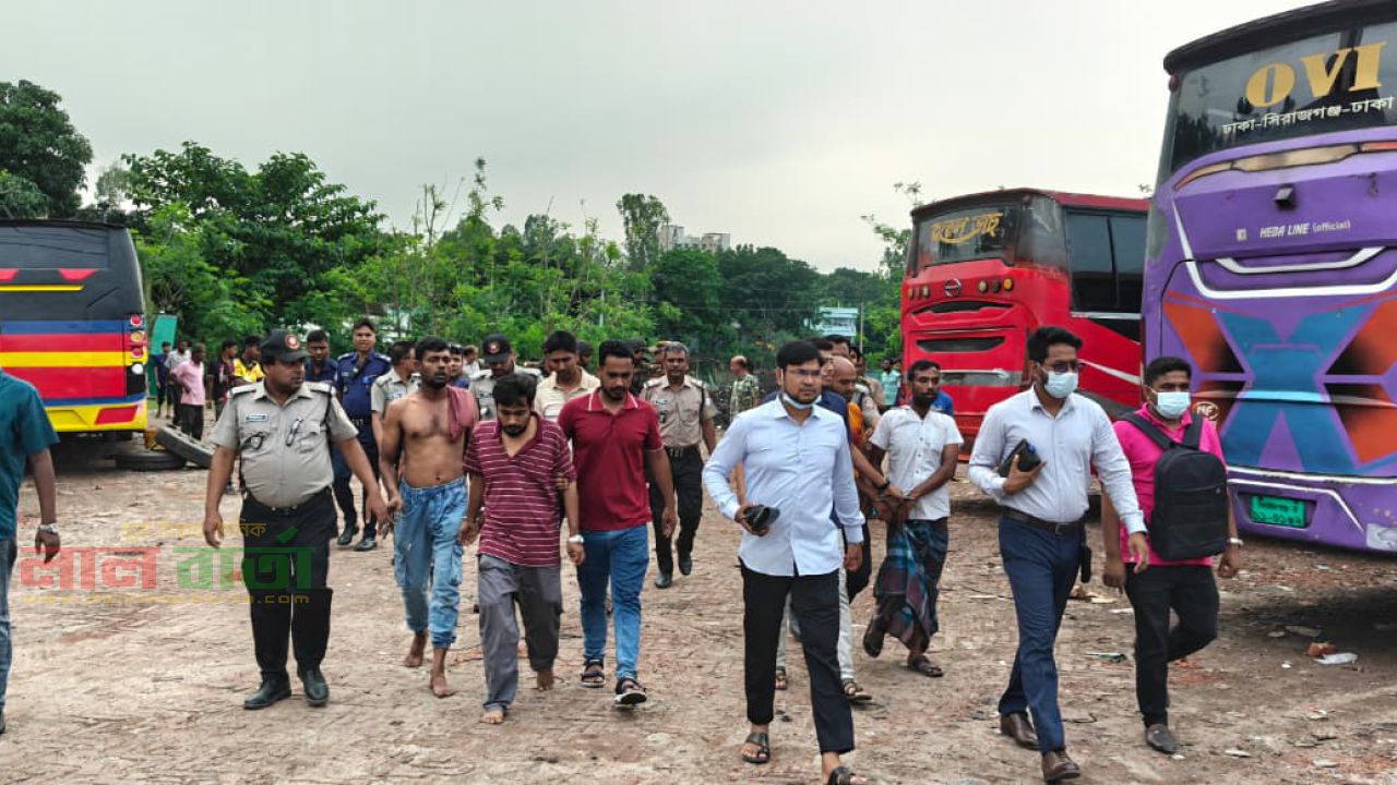 সিরাজগঞ্জে টাস্কফোর্সের  অভিযান:  ১১ মাদকসেবীকে বিভিন্ন মেয়াদে কারাদণ্ড 