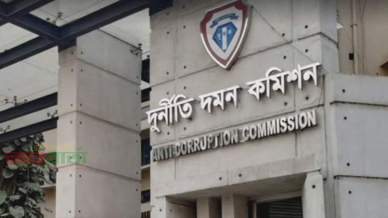 স্বাধীন দুদক নাকি নিয়ন্ত্রিত সংস্কার: কোন পথে দুর্নীতিবিরোধী লড়াই?