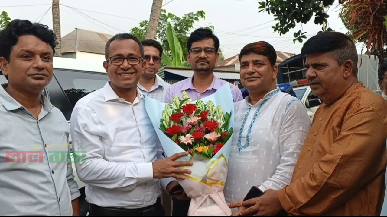 বর্ষার আগেই খাল খননের সুফল পাবে  কৃষকরা: জেলা প্রশাসক