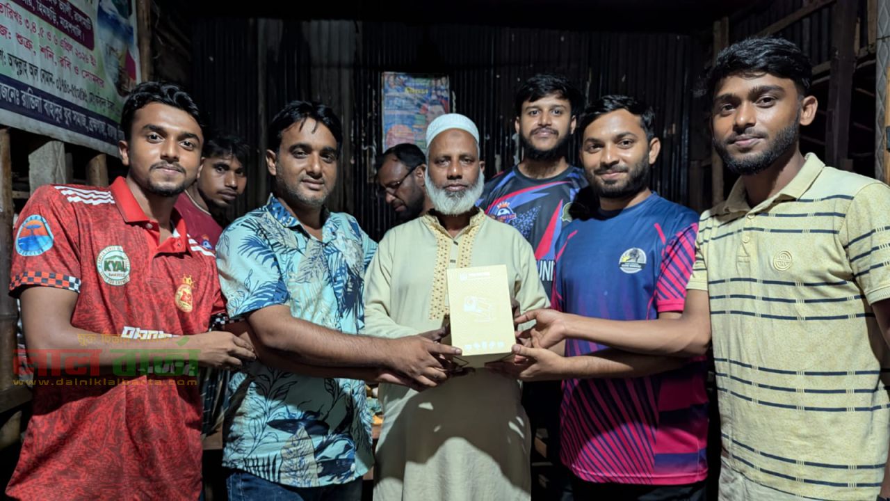 মাদকবিরোধী বার্তা নিয়ে ব্রহ্মগাছায় প্রজেক্টর বিতরণ: তরুণদের সুস্থ বিনোদনে মো. ওমর ফারুক খান জুবায়েরের উদ্যোগ