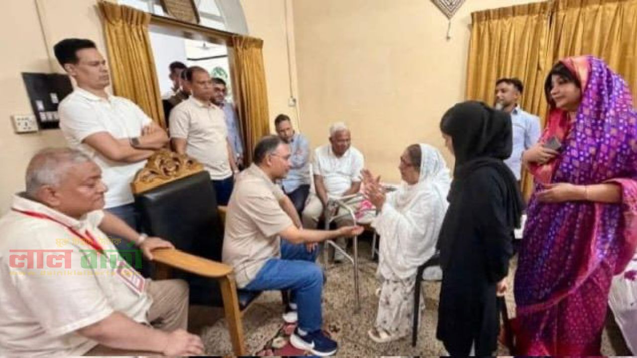 খালেদা রাব্বানীর বাসায় আবেগআপ্লুত-প্রধানমন্ত্রী