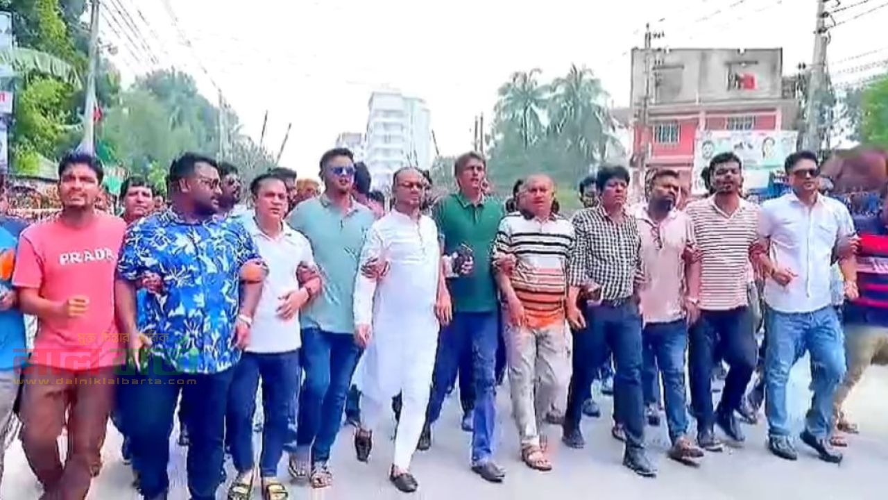 আওয়ামী লীগের প্রতিষ্ঠাবার্ষিকী ঘিরে ফরিদপুরে বিএনপির কড়া পাহারা 