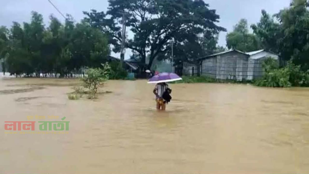 বিপর্যস্ত কক্সবাজার: প্রস্তুত ৬৪৮ আশ্রয়কেন্দ্র, চালু কন্ট্রোল রুম