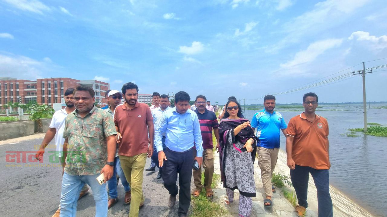 চলনবিল নৌকা বাইচের স্থান পরিদর্শন করলেন ডিসি আসমা শাহীন 
