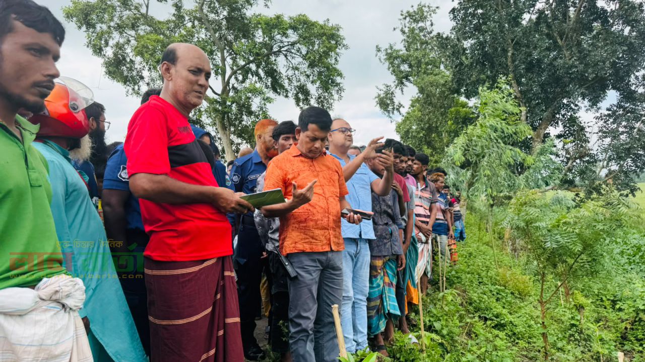 তাড়াশে লোমহর্ষক হত্যা: সিএনজিচালকের গলিত মরদেহ উদ্ধার