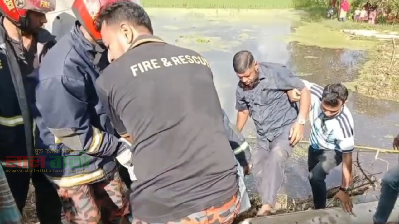 বাসের নিচে চাপা পড়ে থাকা শিক্ষার্থীর মরদেহ দুই দিন পর উদ্ধার