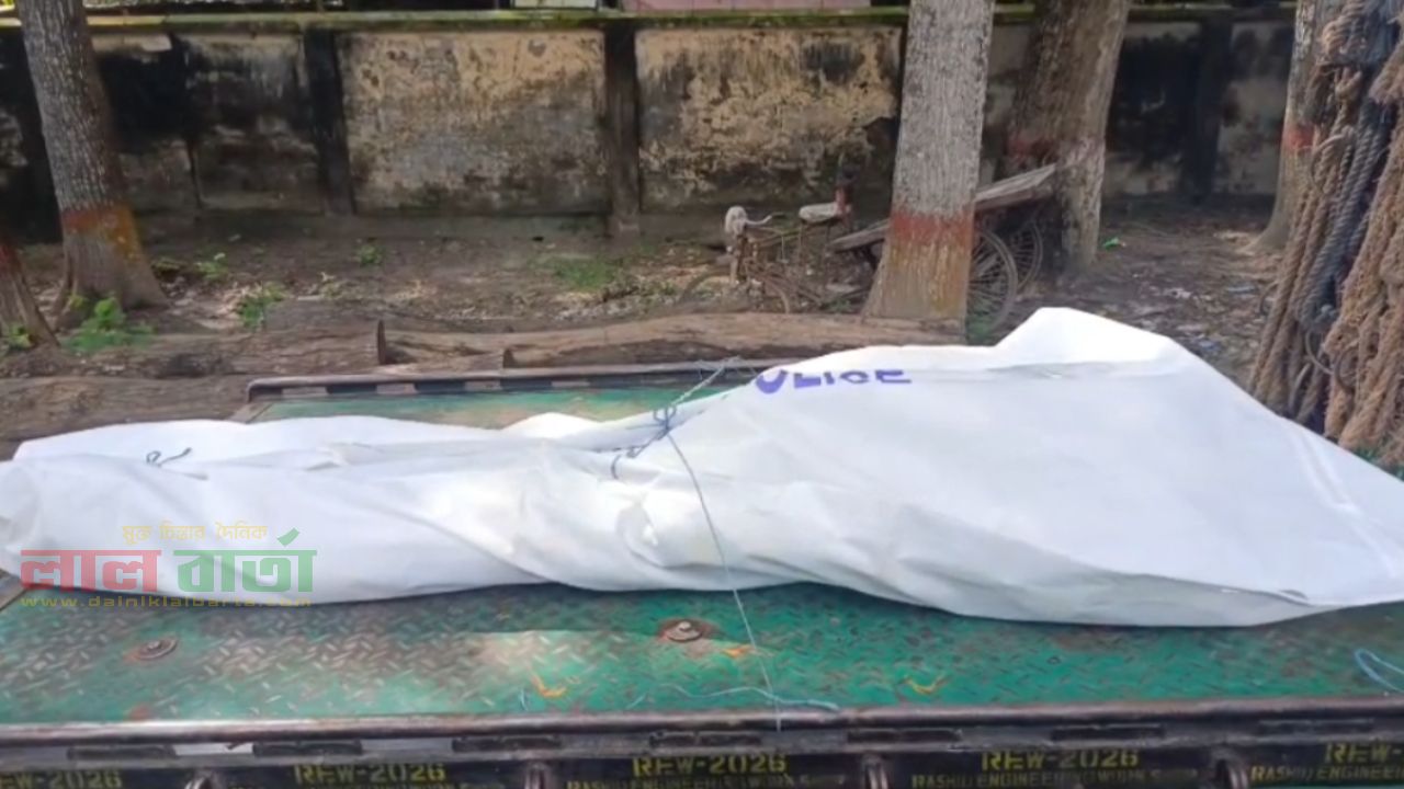 সিঁড়ি নির্মাণ নিয়ে চাচা-ভাতিজার সংঘর্ষ, মাথায় আঘাতে চাচার মৃত্যু